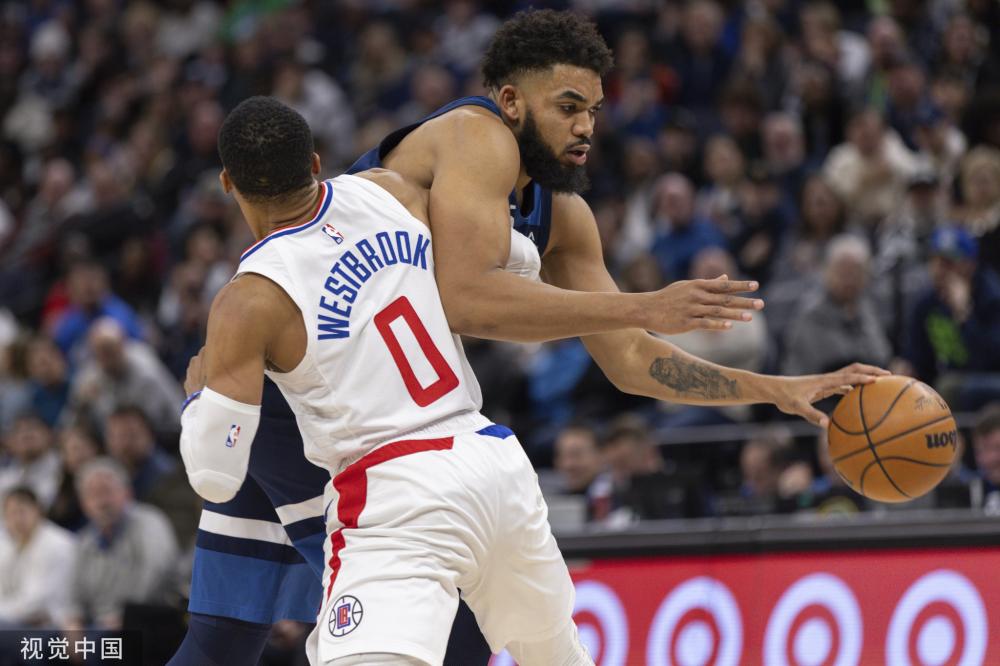 比赛一开场 比赛一开场