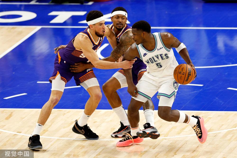 在这场比拼 在这场比拼