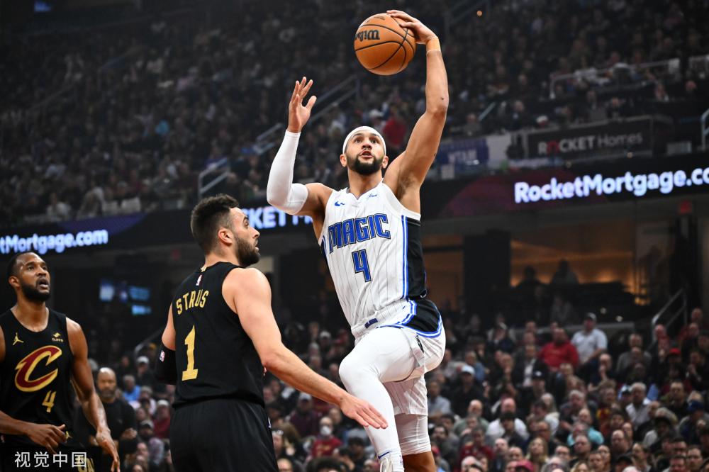 的看台上 的看台上