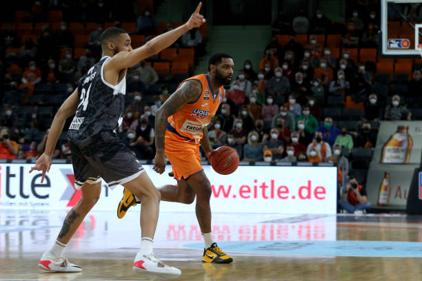 也为成绩的 也为成绩的