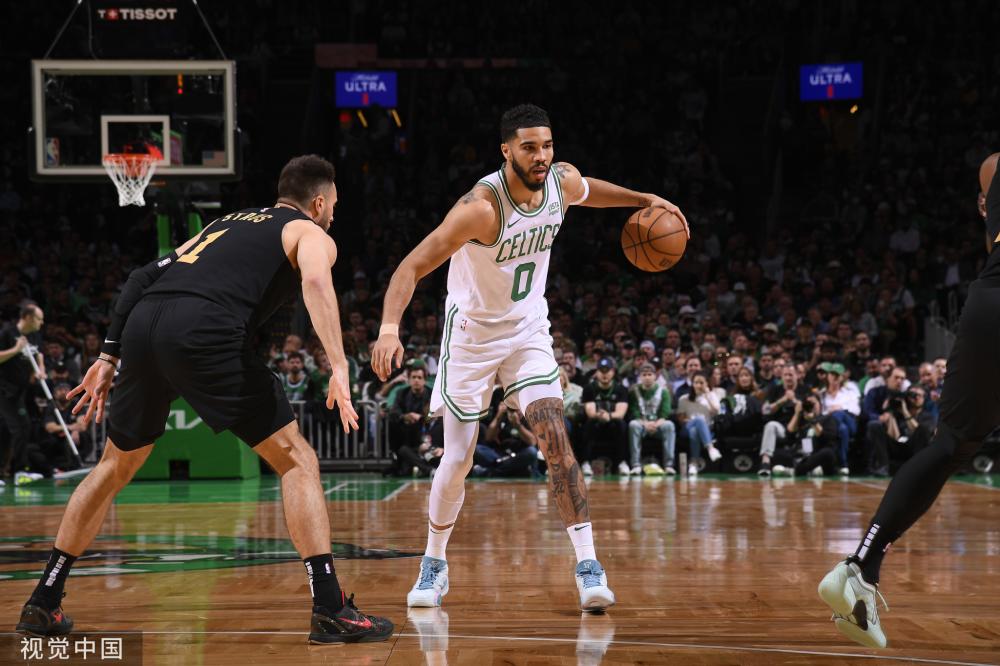 若莫顿在里 若莫顿在里